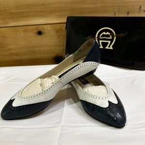 Vintage Etienne Aigner Saddle Oxford Flats 8M